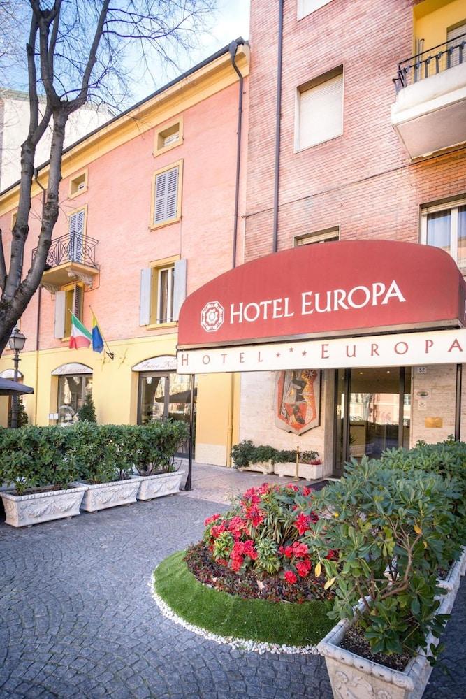 Hotel Europa Modena Esterno foto